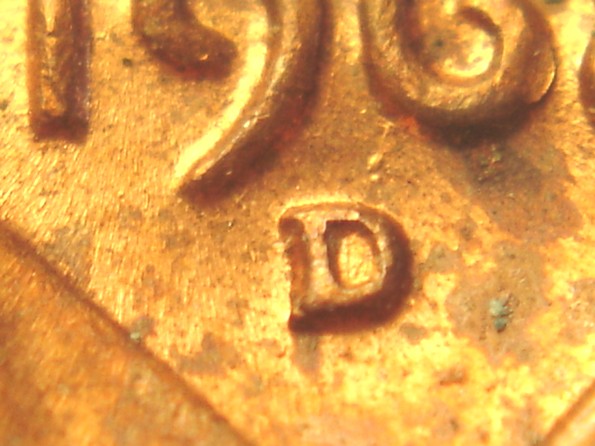 1968-D-Lincoln-Memorial-Cent---Two-Different-Mint-Mark-Styles?